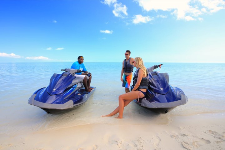 2HR Caicos Cays Tour